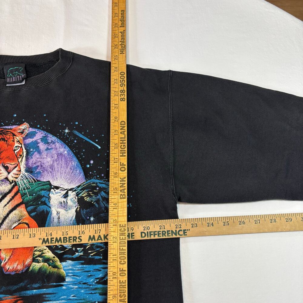 Vintage 90s Majestic Tiger Black Crewneck Sweatshirt, Size L, Made in USA - Picture 4 of 7